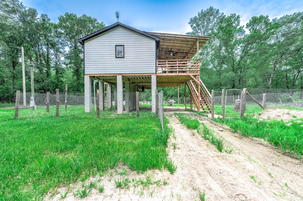 51 Winter Creek Cleveland, TX 77328