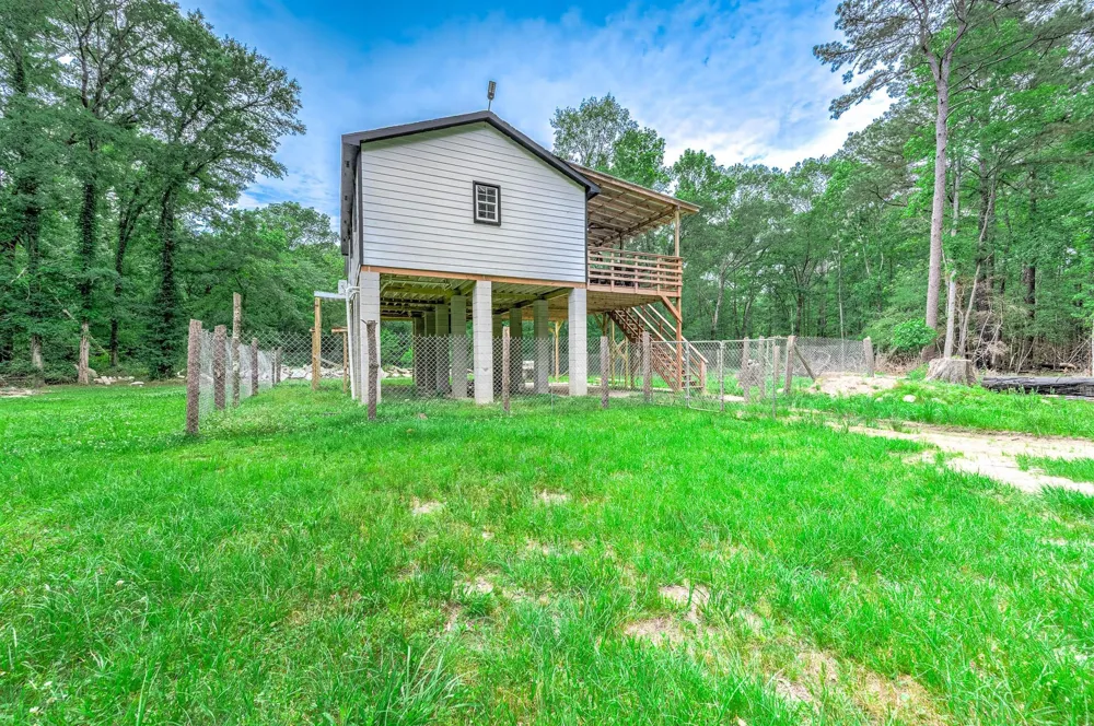 51 Winter Creek Cleveland, TX 77328