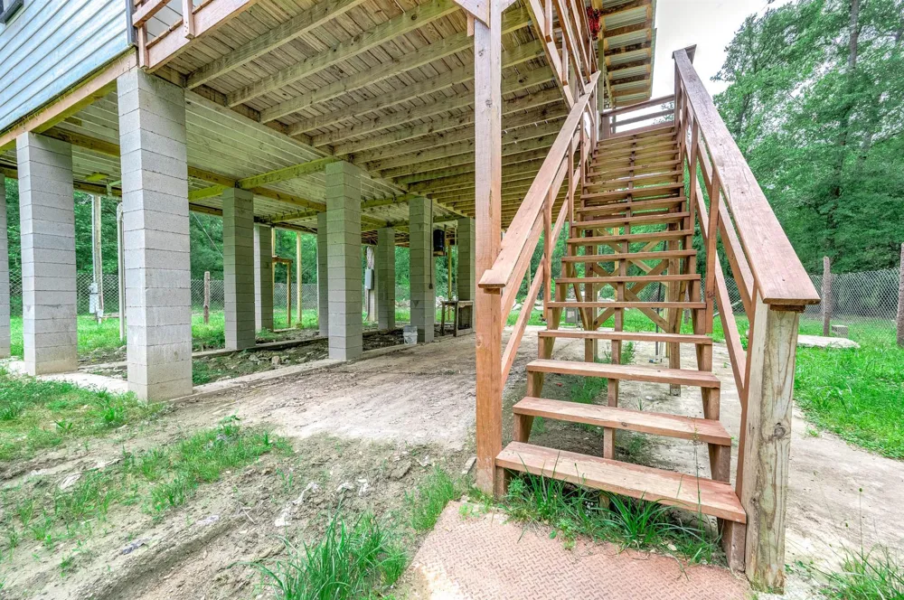 51 Winter Creek Cleveland, TX 77328