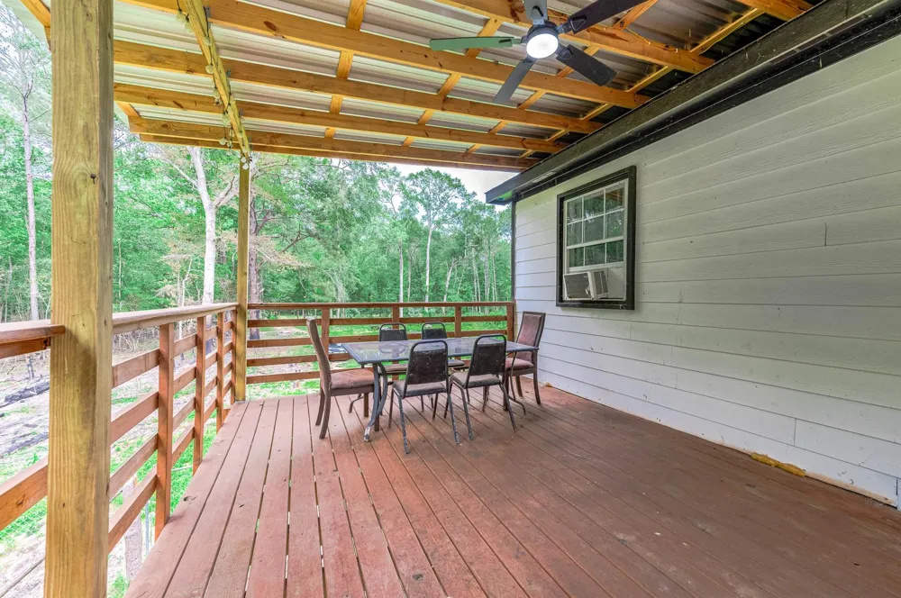 51 Winter Creek Cleveland, TX 77328