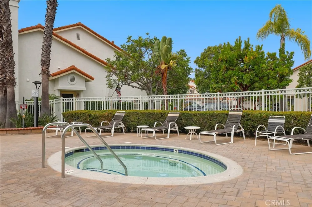 27541 Caesars Place Laguna Niguel, CA 92677