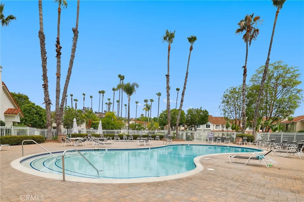 27541 Caesars Place Laguna Niguel, CA 92677