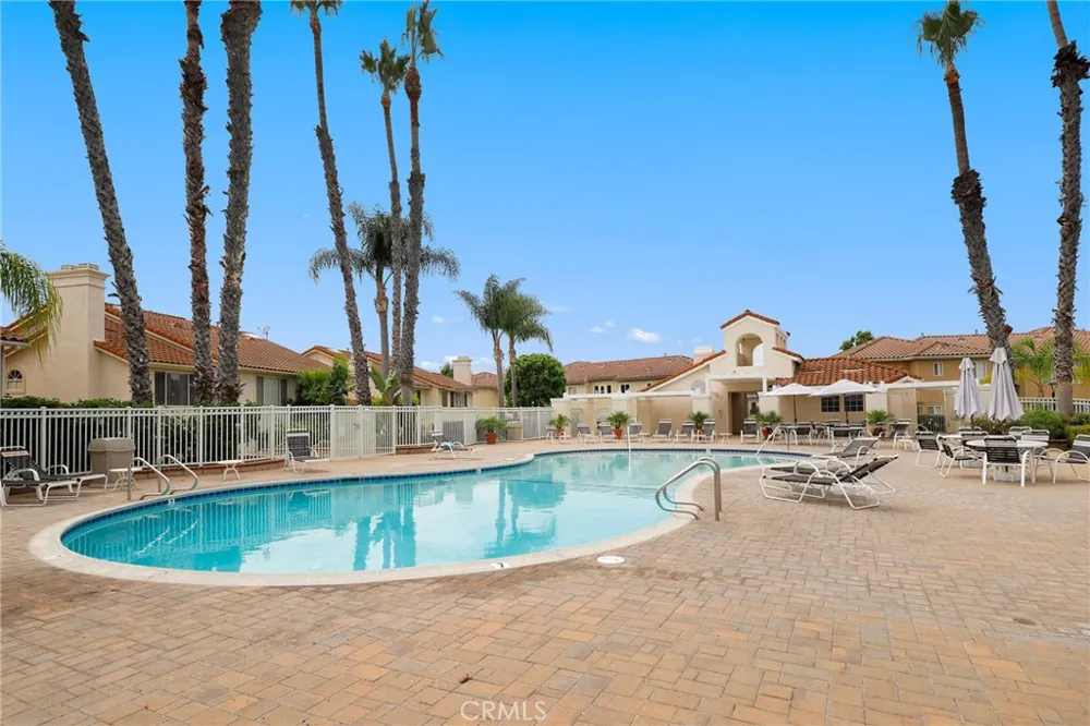 27541 Caesars Place Laguna Niguel, CA 92677