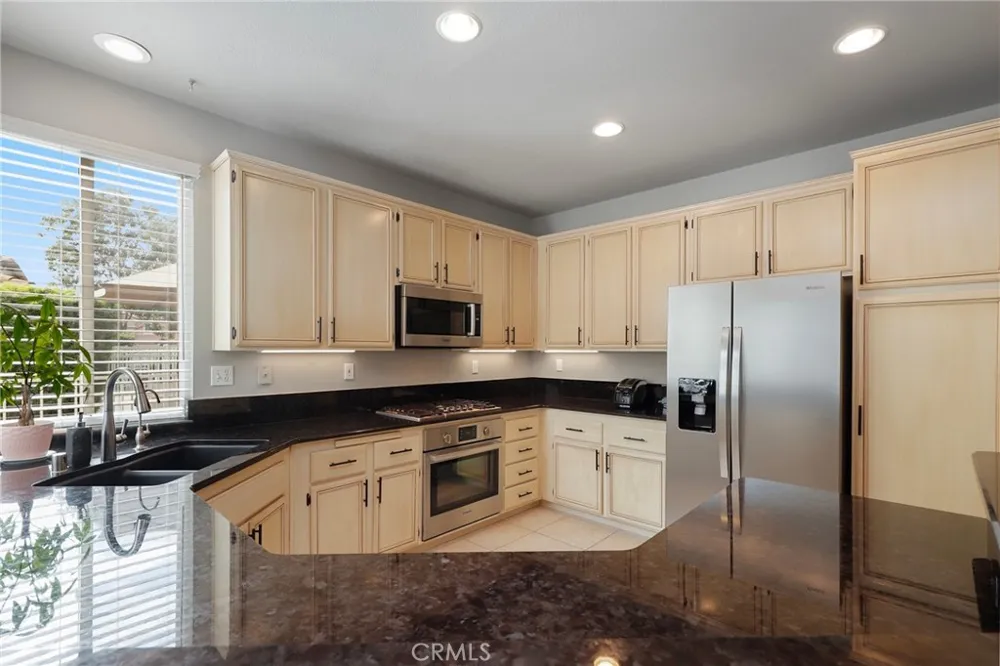 27541 Caesars Place Laguna Niguel, CA 92677