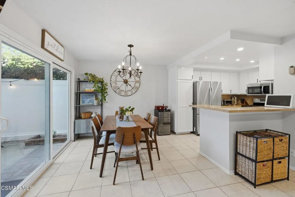 228 Hill Ranch Drive Thousand Oaks, CA 91362