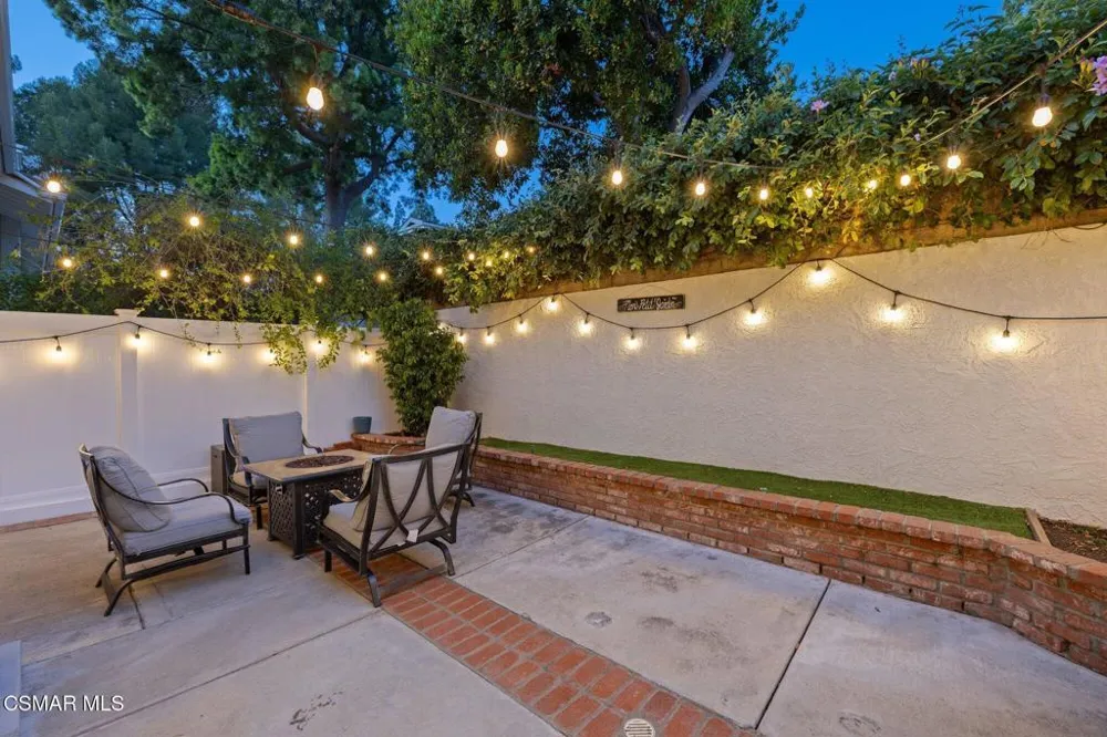 228 Hill Ranch Drive Thousand Oaks, CA 91362