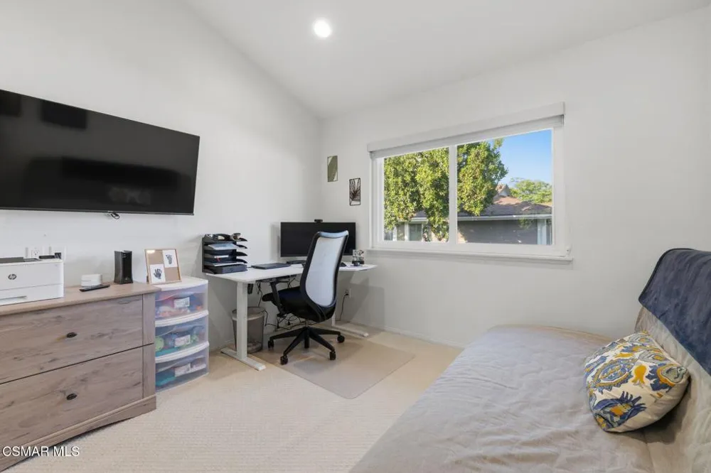228 Hill Ranch Drive Thousand Oaks, CA 91362