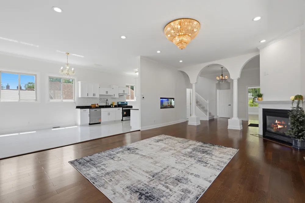 8336 Nightingale Street Dearborn Heights, MI 48127