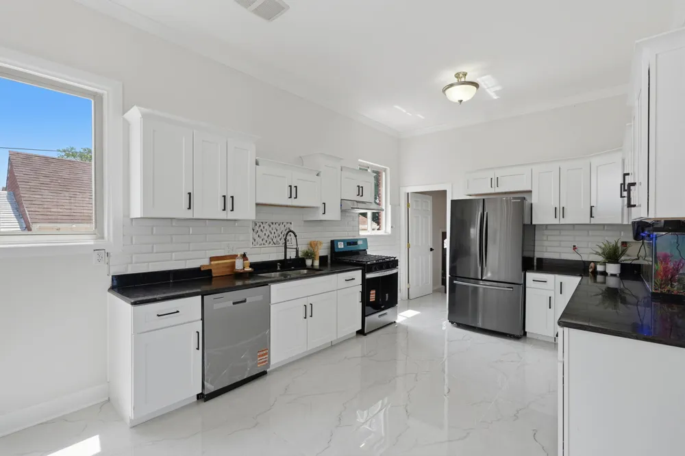 8336 Nightingale Street Dearborn Heights, MI 48127