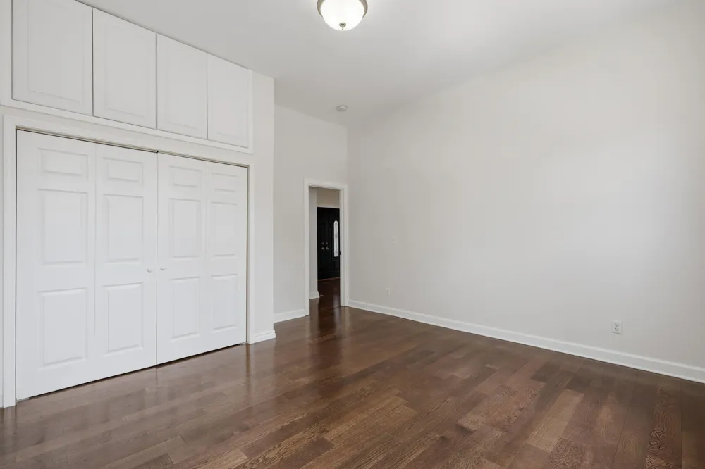 8336 Nightingale Street Dearborn Heights, MI 48127