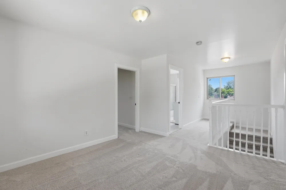 8336 Nightingale Street Dearborn Heights, MI 48127