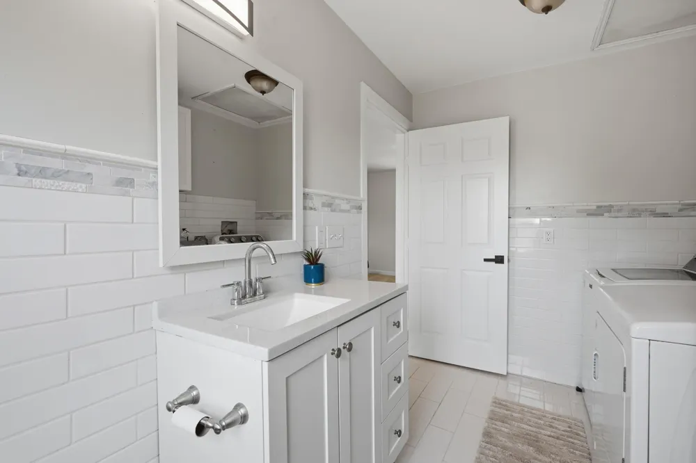 8336 Nightingale Street Dearborn Heights, MI 48127