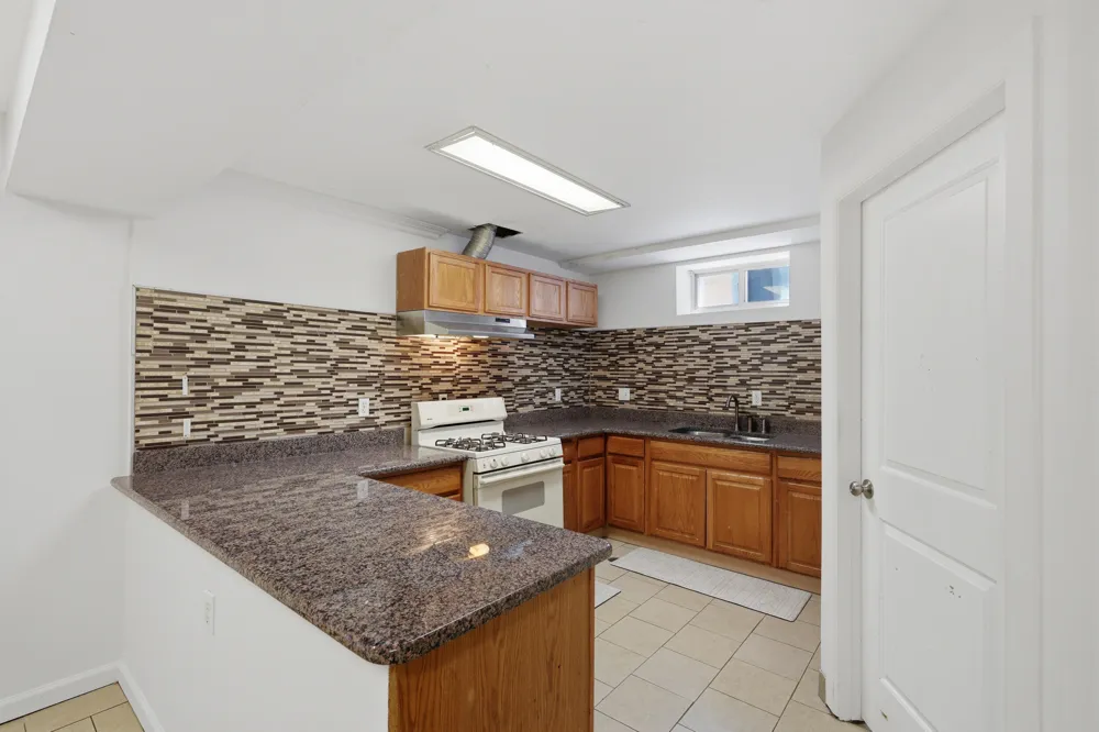 8336 Nightingale Street Dearborn Heights, MI 48127