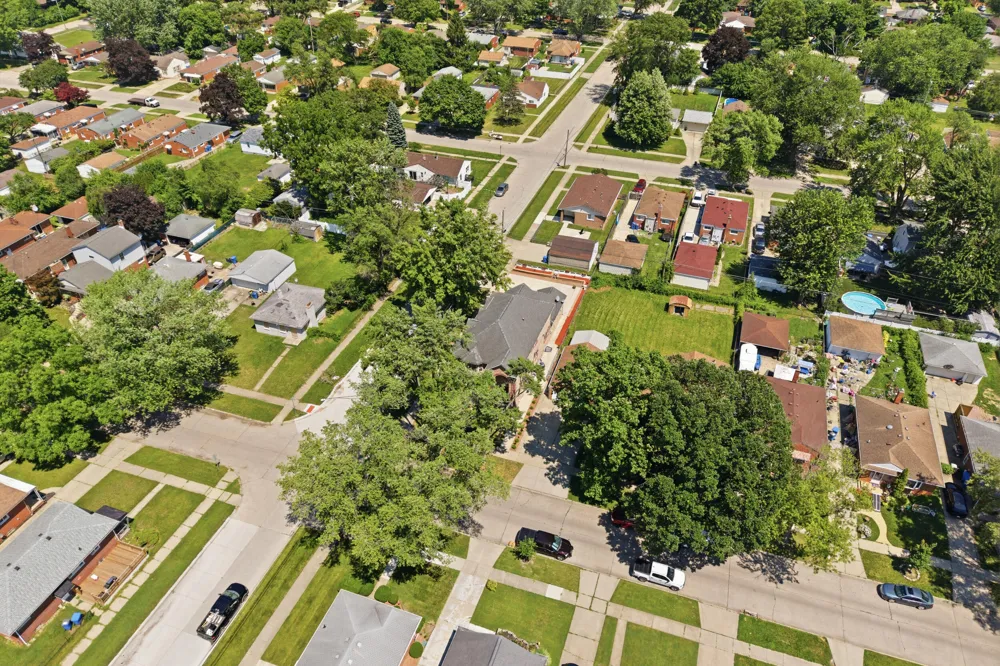 8336 Nightingale Street Dearborn Heights, MI 48127