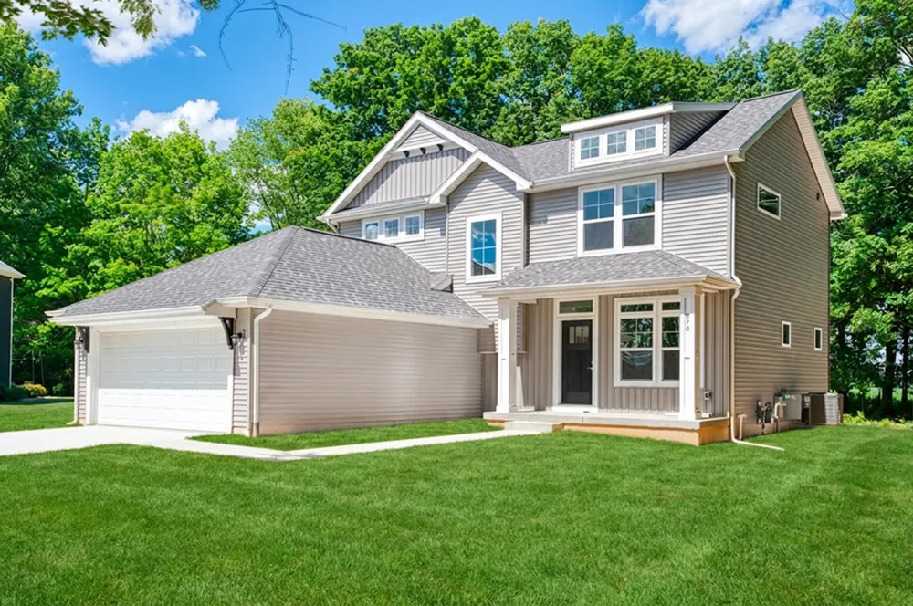 570 W Wildwood Drive Owosso, MI 48867