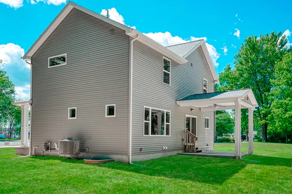 570 W Wildwood Drive Owosso, MI 48867