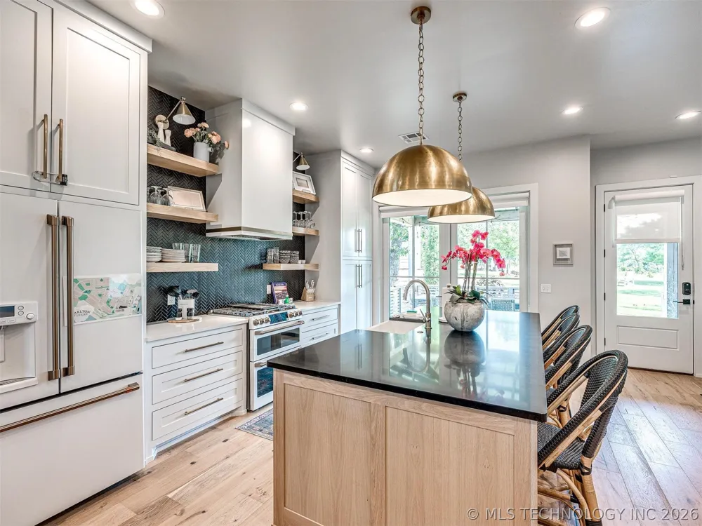 82 Pistache Lane Carlton Landing, OK 74432