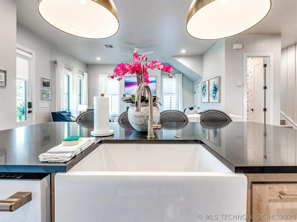 82 Pistache Lane Carlton Landing, OK 74432