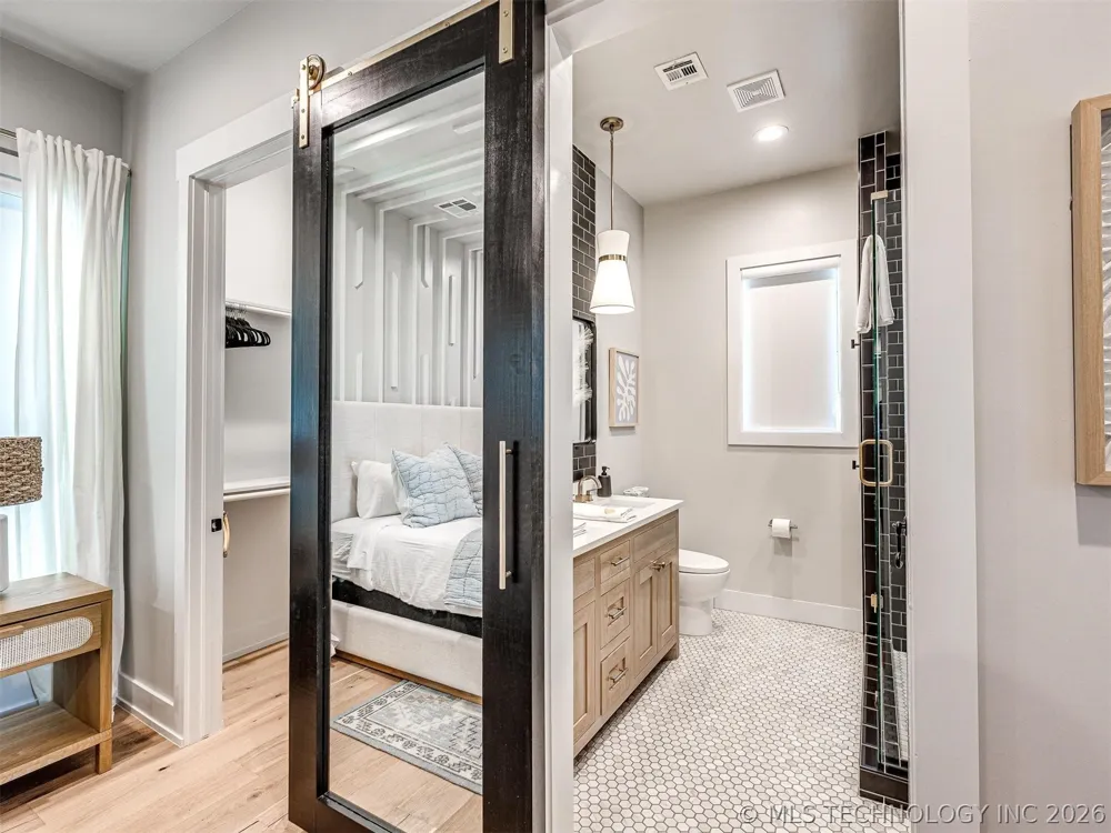 82 Pistache Lane Carlton Landing, OK 74432