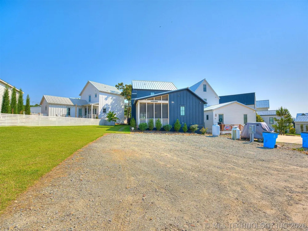 82 Pistache Lane Carlton Landing, OK 74432