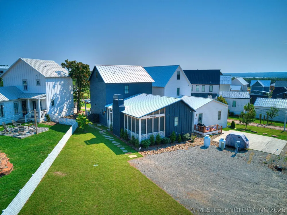 82 Pistache Lane Carlton Landing, OK 74432