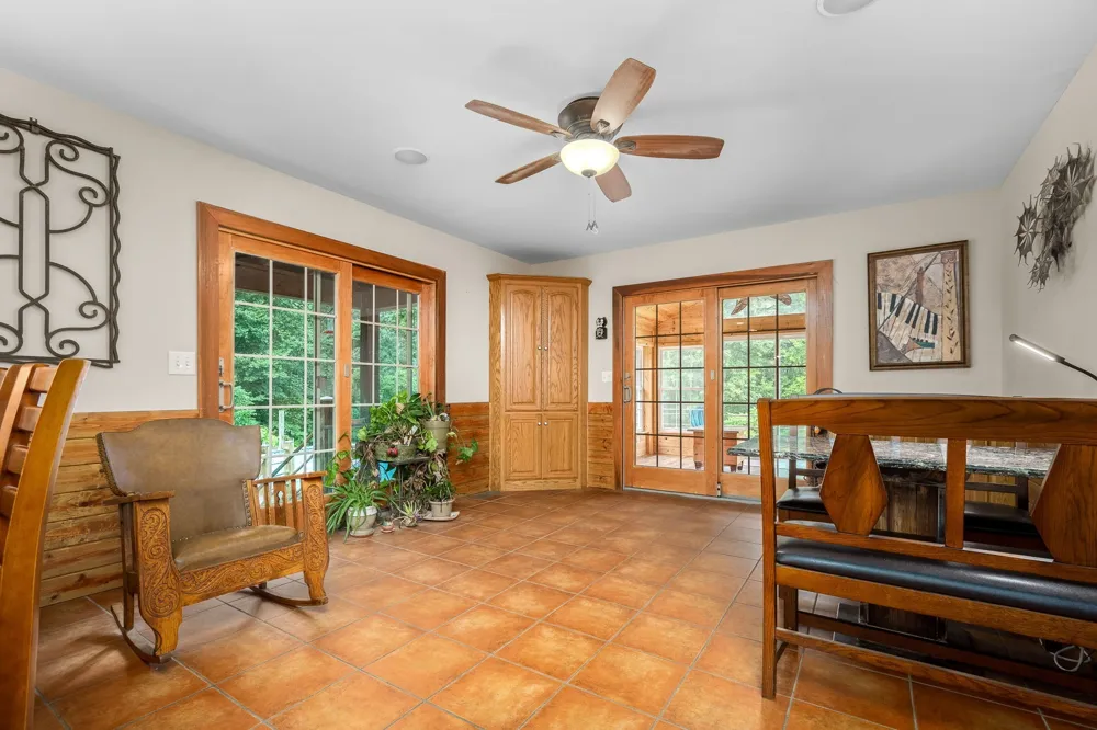 745 UNION RIDGE ROAD Wartrace, TN 37183