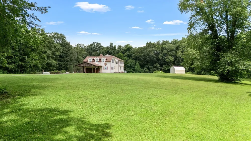 745 UNION RIDGE ROAD Wartrace, TN 37183