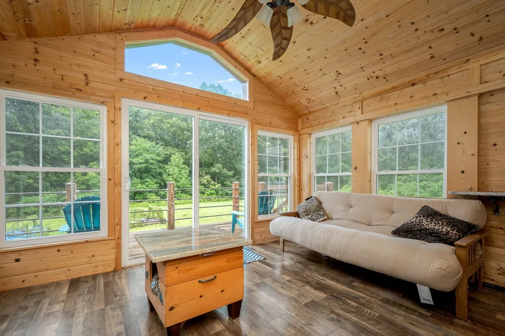 745 UNION RIDGE ROAD Wartrace, TN 37183