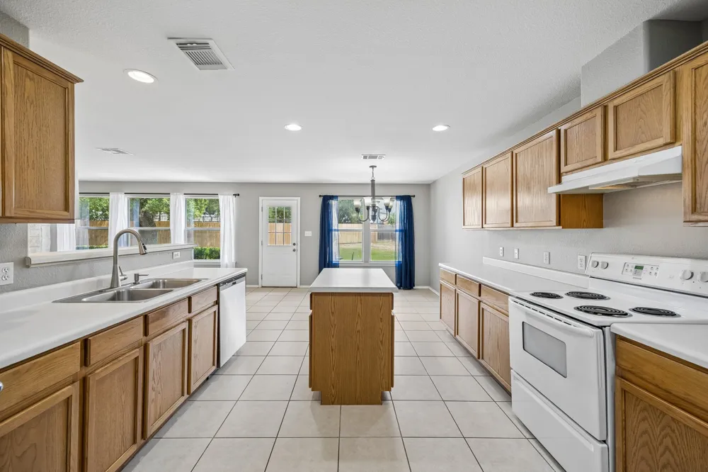 20701 Camel Back Street Lago Vista, TX 78645