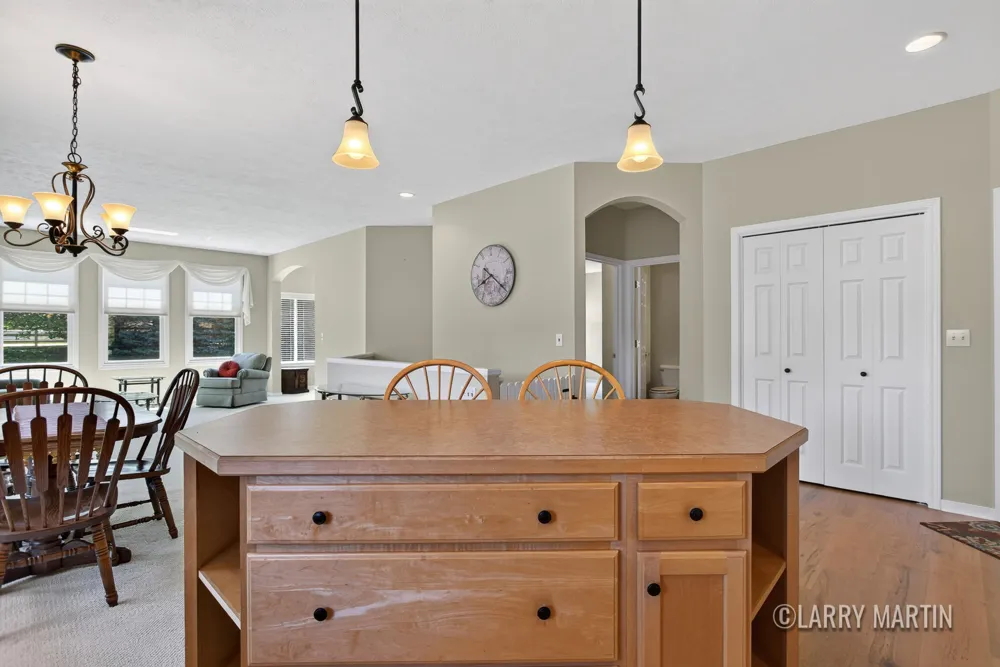 6010 Heritage Meadow Drive Laketown Township, MI 49423