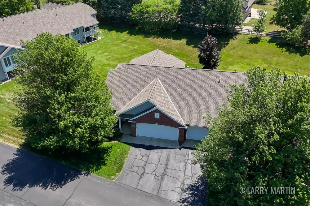6010 Heritage Meadow Drive Laketown Township, MI 49423
