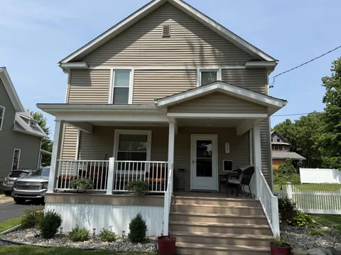307 Perry Street