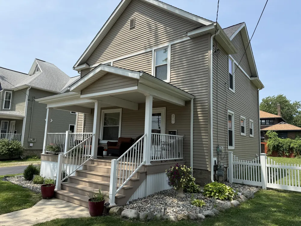 307 Perry Street Albion City, MI 49224