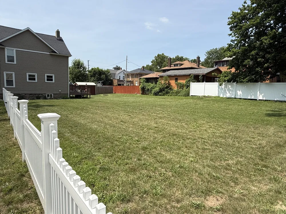 307 Perry Street Albion City, MI 49224