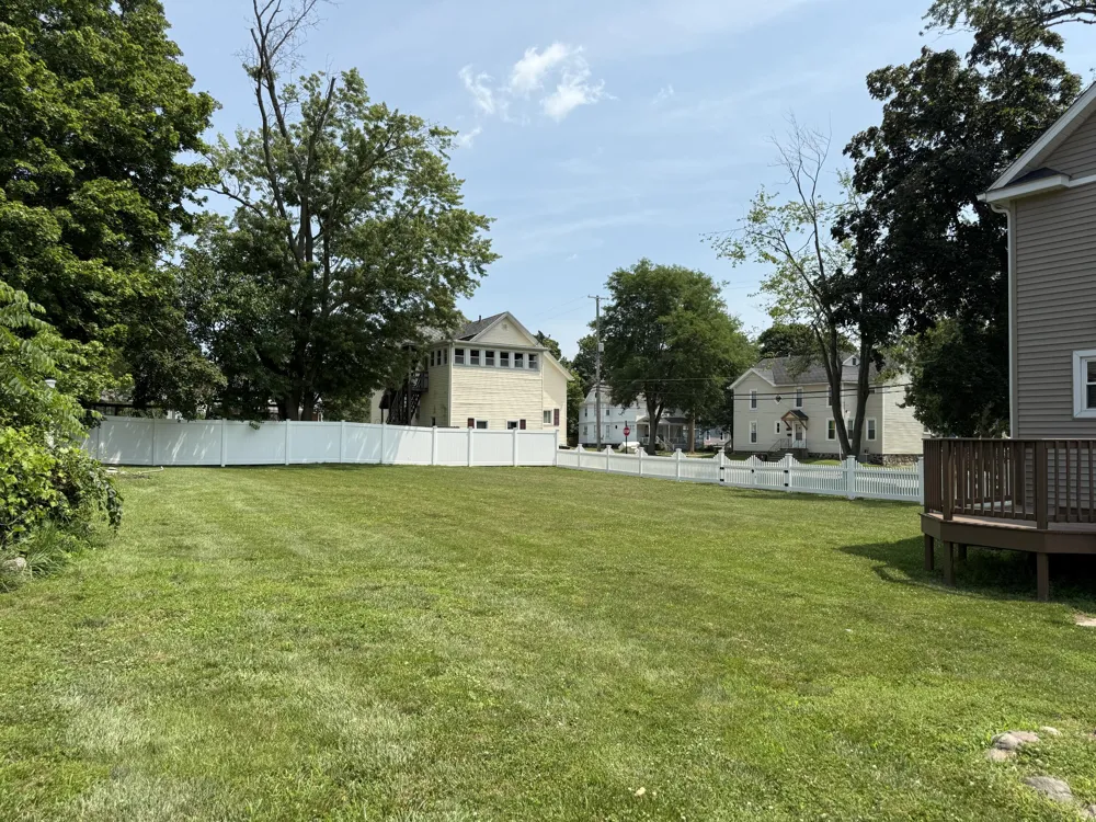 307 Perry Street Albion City, MI 49224