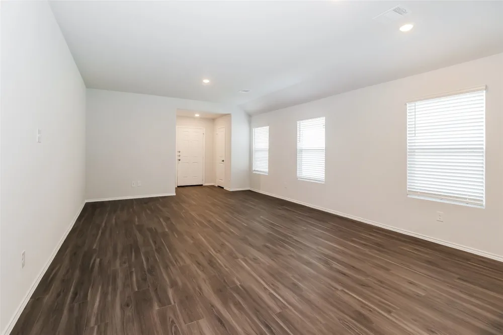 432 Woodhouse Way Everman, TX 76140