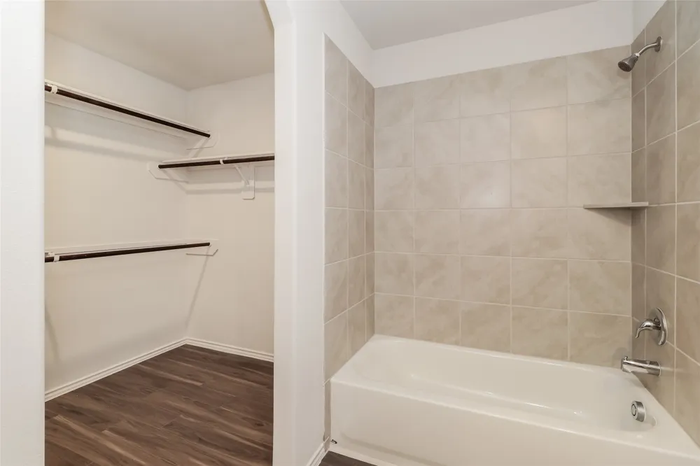 432 Woodhouse Way Everman, TX 76140