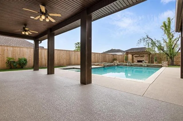 101 Sir Cameron Lumberton, TX 77657