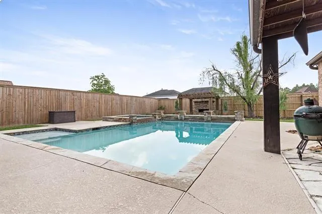 101 Sir Cameron Lumberton, TX 77657