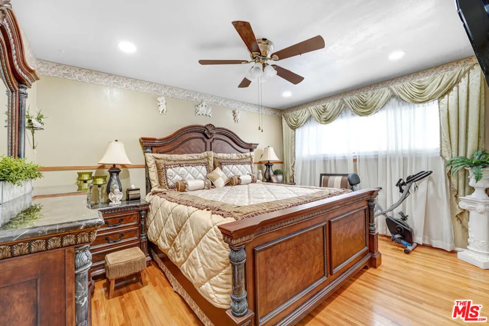 7523 Ontario Street Burbank, CA 91504