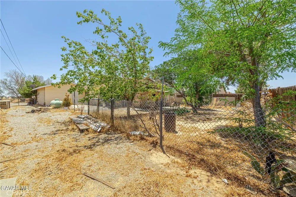 8119 Walpole Avenue California City, CA 93505