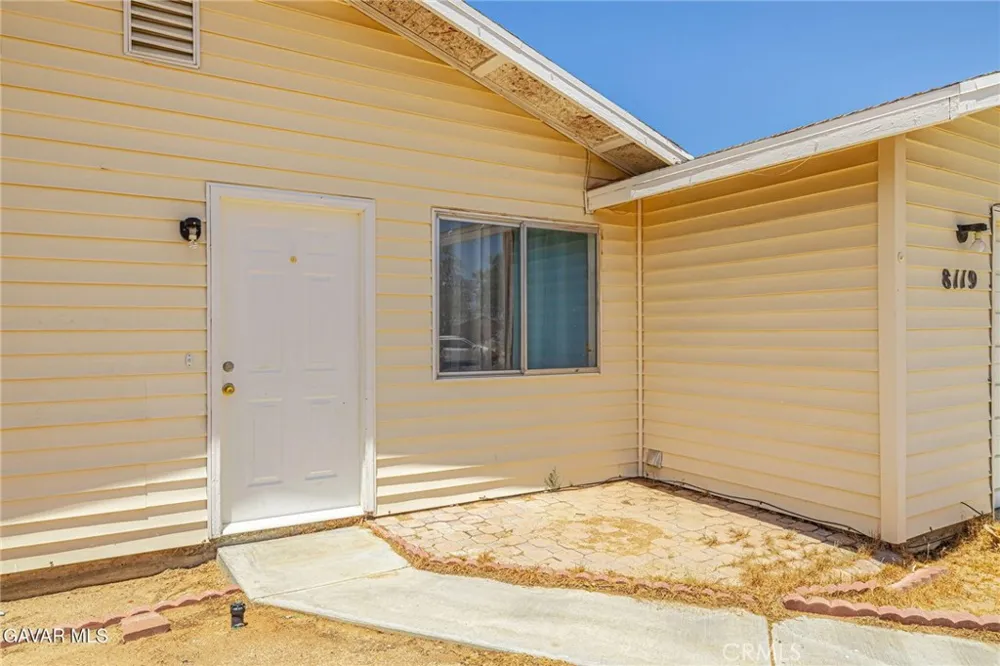 8119 Walpole Avenue California City, CA 93505