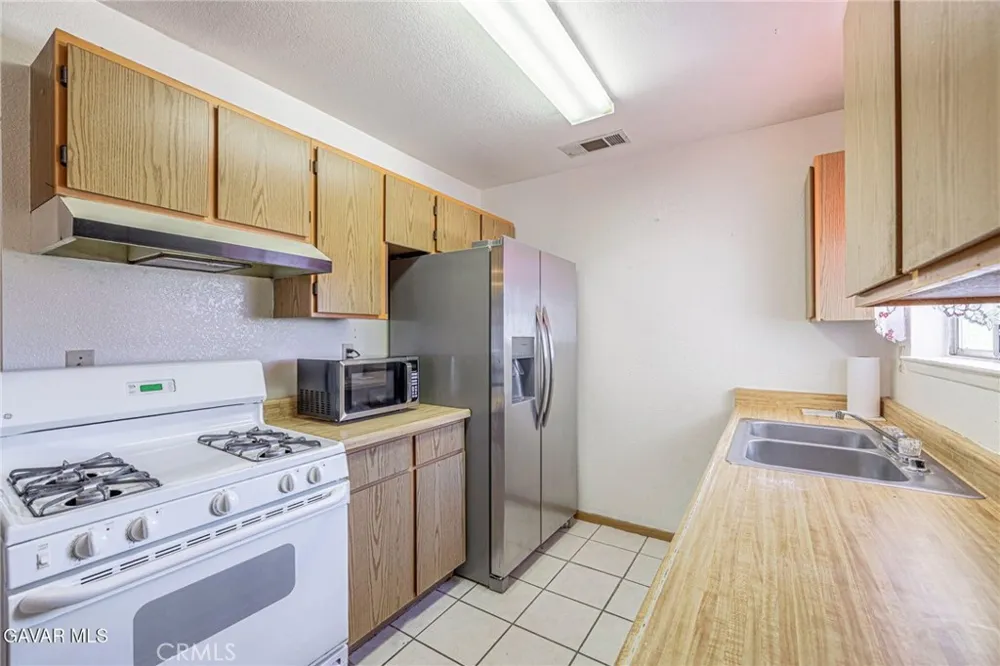 8119 Walpole Avenue California City, CA 93505