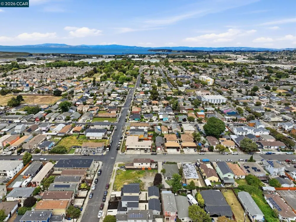 1232 York St Richmond, CA 94801