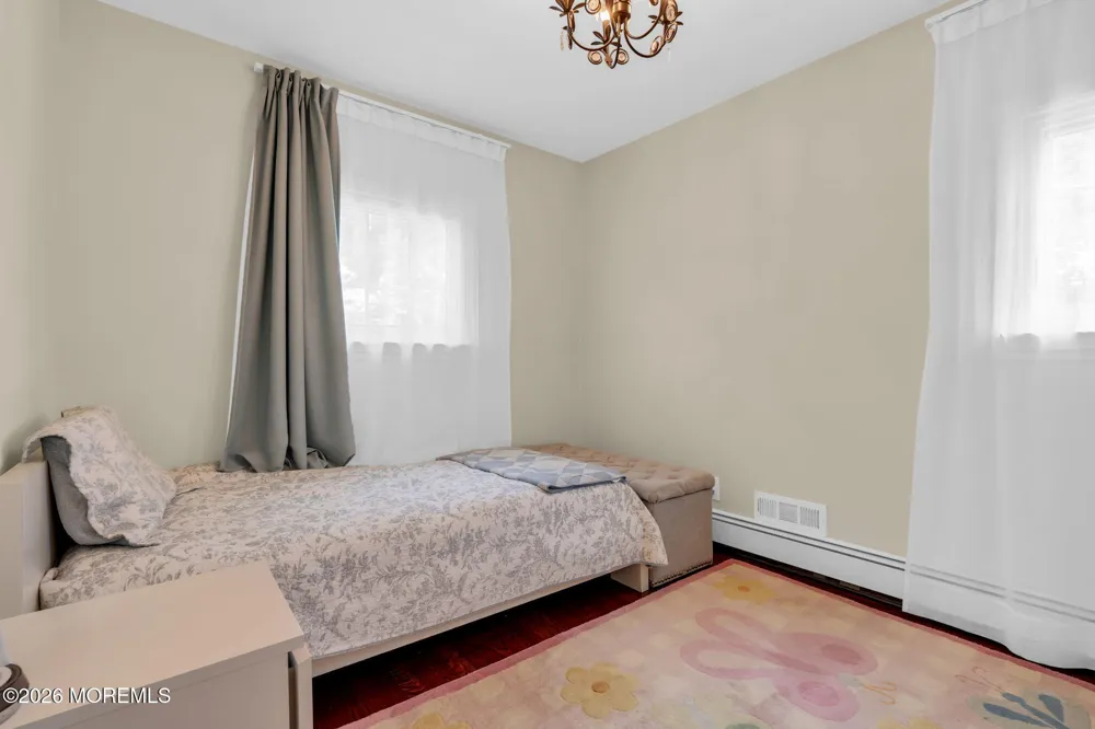 10 Homestead Place Holmdel, NJ 07733
