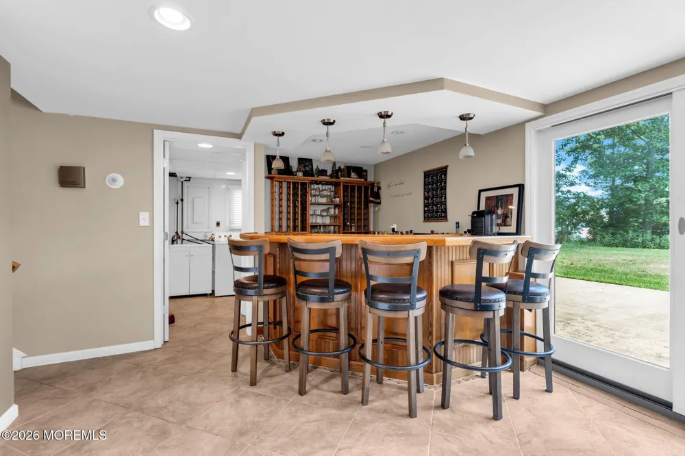 10 Homestead Place Holmdel, NJ 07733