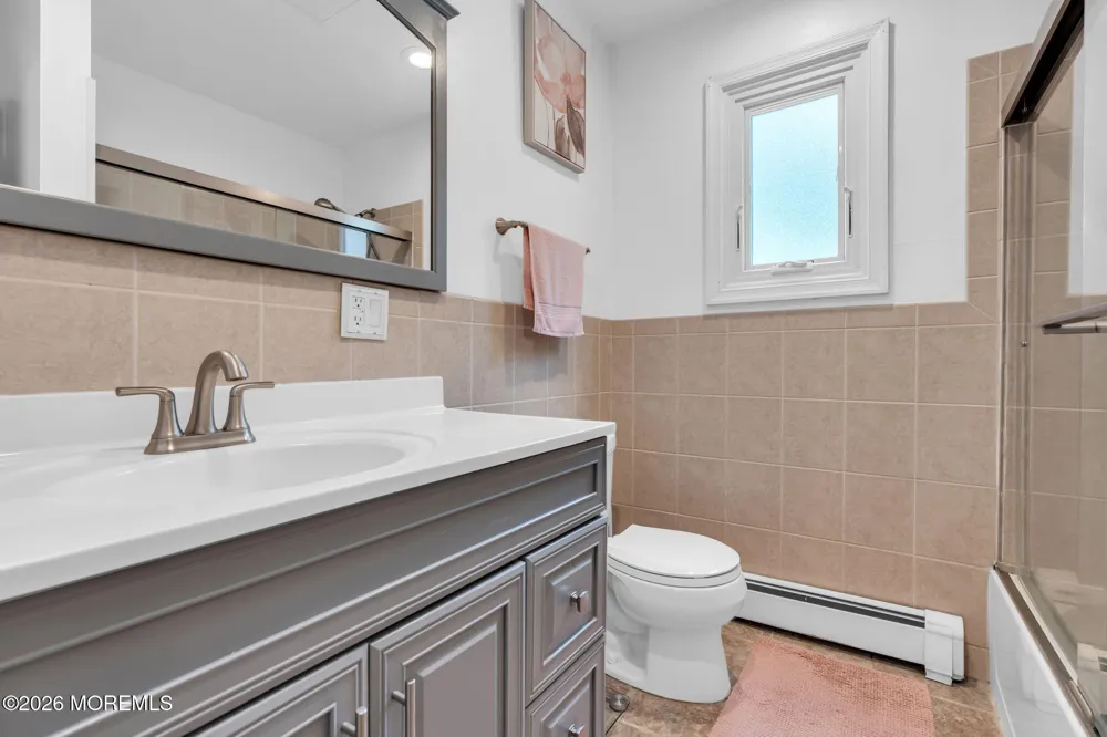 10 Homestead Place Holmdel, NJ 07733