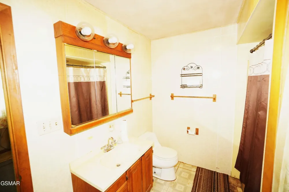 680 Hale Brook Road Newport, TN 37821