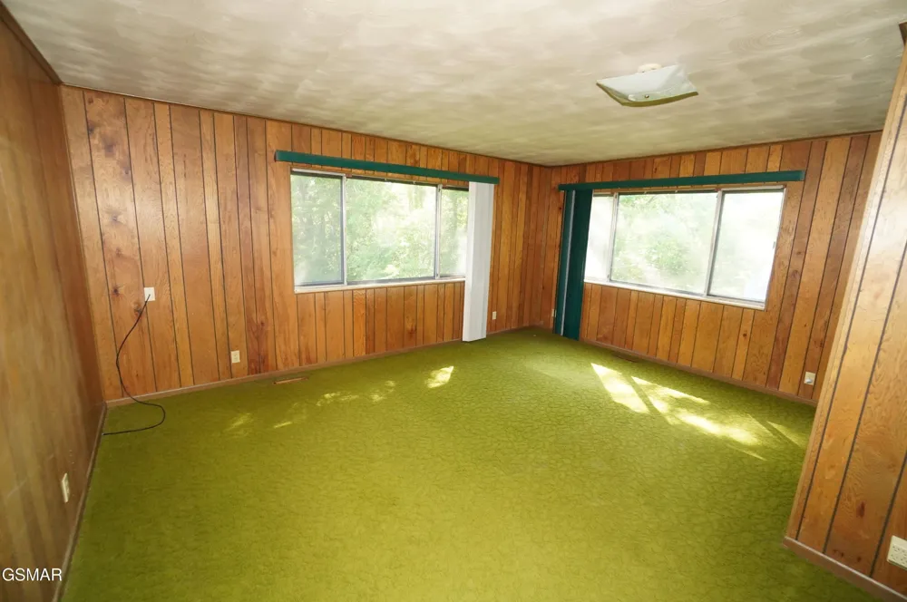 680 Hale Brook Road Newport, TN 37821