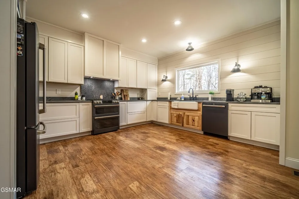 226 Meadowood Road Newport, TN 37821
